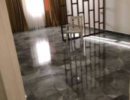  للايجار شقه البيت سكن المالك 