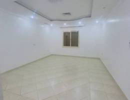  للايجار شقة جابر الاحمد ( لا مانع مطلقه ارمله ) 