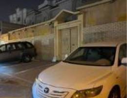  شقق وملاحق فيلا سكنية في ابوحليفة 