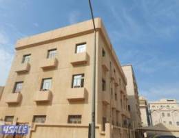  ايجار شقة كبيرة بالمنقف 