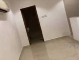  استديو ارضي جديد كامل  للعائلات والارامل والمطلاقات خلف الخدمات مباشر 