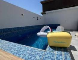  Room for rent with private swimming pool 