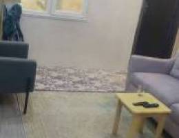  فرصه شقه واسعه غرفه وصاله  فيو مفتوح رائع عل متنزه.عفش بالاجهزه ب٢٥٠ 