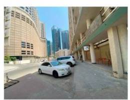  للإيجار محلات مساحات وإيجارات مختلفه بجانب العاصمه مول 
