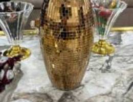  شقه للايجار ٣ غرف نوم وحده منهم ماستر وصاله و٣ حمامات ومطبخ وخزن خاص ب 