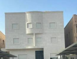  شقه بالدسمه ساكن اول بيت جديد 
