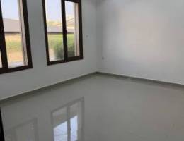  ابو فطيره دور ارضي مع  ديوانية و5 غرف وصاله. تشطيب راقي 