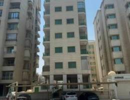  شقة ممتازة بالسالمية ق11 شارع بغداد مقابل حديقة الشعب مطله على البحر 