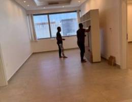  (الشهداء) شقة معاريس ٣ غرف ماستر تشطيب فوق السوبر 