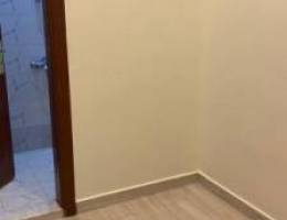  للايجار شقه بالمسايل قطعه ٥ مع روف 