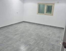  غرفه وديوانيه وحمام ومطبخ ٤ محاصير ٤/٦ مسكره وجاهزه للحمام 