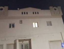  للايجار دورين  مع شقه معزوله بالرقه ق٢ 