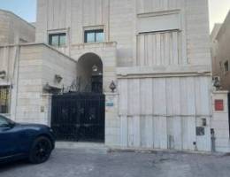  دور للايجار في الشهدا قطعة 5 يرجى التواصل وتساب 