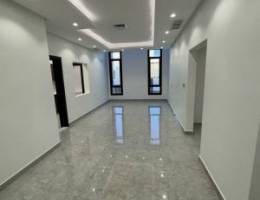  للايجار شقه بفنيطيس للمعاريس او طفل 