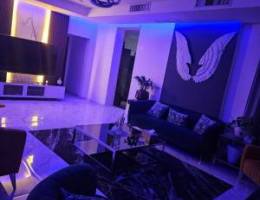  شقة لقطة بالشعب البحري مساحات كبيرة موقع مميز 