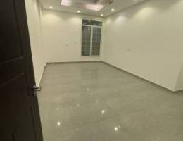  لإيجار شقه ارضيه مدخل خاص 