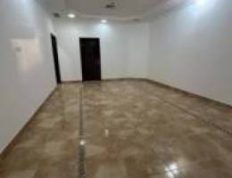  بالجابريه شقه ارضيه مدخل خاص مع حوش صغير و٢باركن امام الشقه  ٣غ و١غ خا 