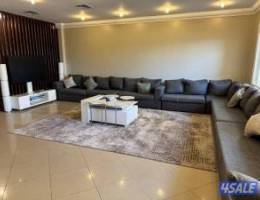  شاليه للإيجار في الخيران مع أطلاله بحريه ٣ ادوار ٦ غرف 