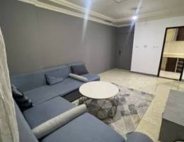  حولي شقق للايجار شي مرتب و محترم 