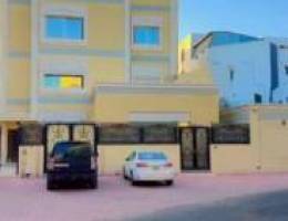  للإيجار فيلا في العديلية 