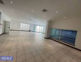  للإيجار فيلا مبارك الكبير 