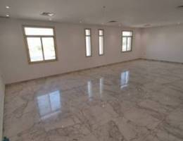  لايجار دور وشقه بالعقيله موقع مميز ومساحه كبيره للعوايل فقط 