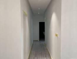  للأجار شقه ٣غرف ١ منهم ماستر صاله ١غ خ اصنصير معاريس او طفل واحد 