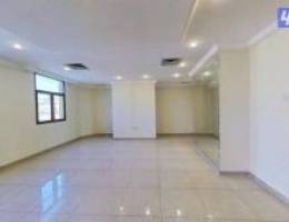  شقة راقية في الزهراء مساحة ٣٥٠ متر مربع 