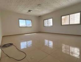  شقة مع بلكونة للإيجار في سلوى قطعة 5 