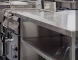  للأيجار محل بالدور الاول اسواق القرين مجهز يصلح مطبخ مساحته 95 متر م 