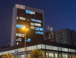  مكاتب للايجار تصلح لجميع الانشطه  حولي مجمع الديكور مقابل البحر سنتر 