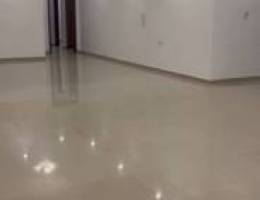  للإيجار دور أرضي حطين 3 غرف مساحات واسعة 