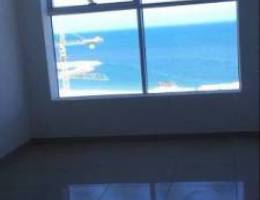  للايجار شقه في المهبوله في برج المنار على البحر مباشره صف اول ، 