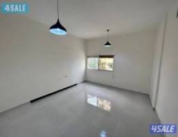  للايجار شقة ٣غرف نوم وحمامين بالشعب البحري 