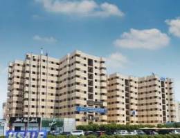  شقه سكنية للإيجار في صباح السالم على الشارع الرئيسي - مخصصة للعائلات 