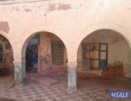  للايجار دور في بيت عربي قديم لشغلات البسيطه 