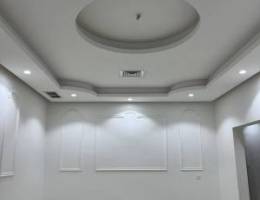  للاجار شقه للمعاريس جابر الاحمد 3 غرف نوم منهم ماستر وصاله ومطبخ  مجهز 