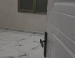  للإيجار شقة في سعد العبدالله 