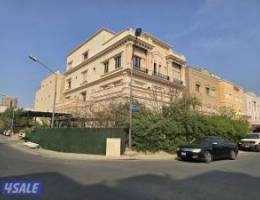  للإيجار فيلا بالشعب زاوية لسفارة او حضانة 