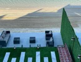  شاليه للعوائل فقط يتكون من ٧ غرف + غرفه للخدم ماستر 