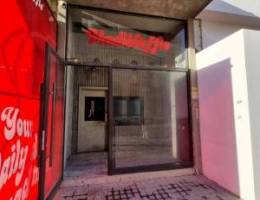  للايجار محل بدروازة عبد الرزاق مقابل مسجد أمام الصادق 