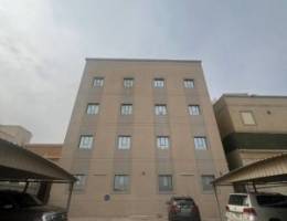  للايجار شقه بالصباحيه ارضيه مقابل المنقف قطعه1 