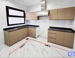  للايجار دور ارضي في المسايل قطعه ٥تتكون من ٤غرف وصلتين 