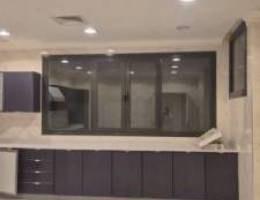  للايجار شقه ارضيه في الروميثيه قطعه ٦تتكون من ٤غرف 