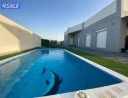  عرض خااص للإيجار شاليه على الخور مع مسبح برايفت 