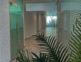  للايجار دور كامل يحمل الارقام المدنيه متشطب وشي مرتب مداخل مخارج سهله 