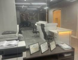  مكتب مؤثث لقطة   موقع ممتاز بقلب سوق السالمية مساحة ١٢٠ متر فيو رائع 