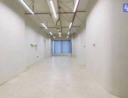  متوفر مكتب تجاري في برج كتير راقي بموقع متميز بشرق المساحه ٦٧ 