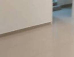  للايجار شقه الدور الاول غرفتين وحمامين ومطبخ وصاله  واصنصير 