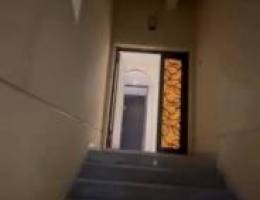  للايجار دور ارضي ابو فطيره مدخل خاص 